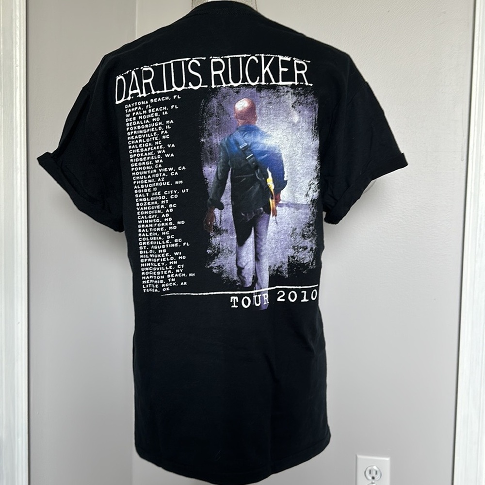 Darius Rucker Concert T-Shirt - Picture 2 of 3